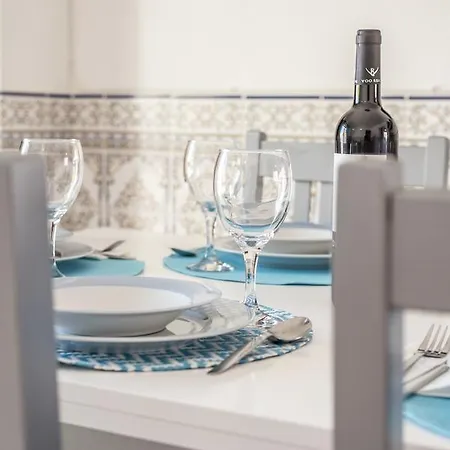 Villa Mar With Private Pool Albufeira